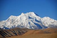 The mountain panorama from the Tong La (5143m) between Nyalam and Tingri includes Pungpa Ri (7445m), Phola Gangchen (7661m) and Shishapangma (8012m).
